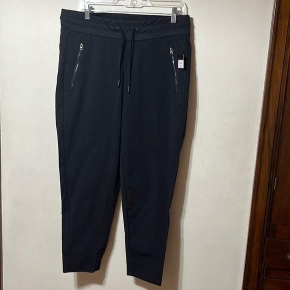 VINA Jogger pants With pockets Athletic,Active pants in black NWT - Picture 1 of 7